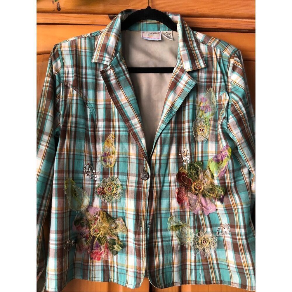 Plaid Blazer with Floral Embroidery - Picture 2 of 13